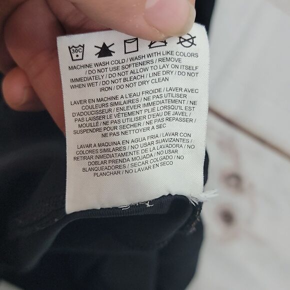 WOMENS Black Nike Dri-fit Capri size Small - Picture 4 of 4